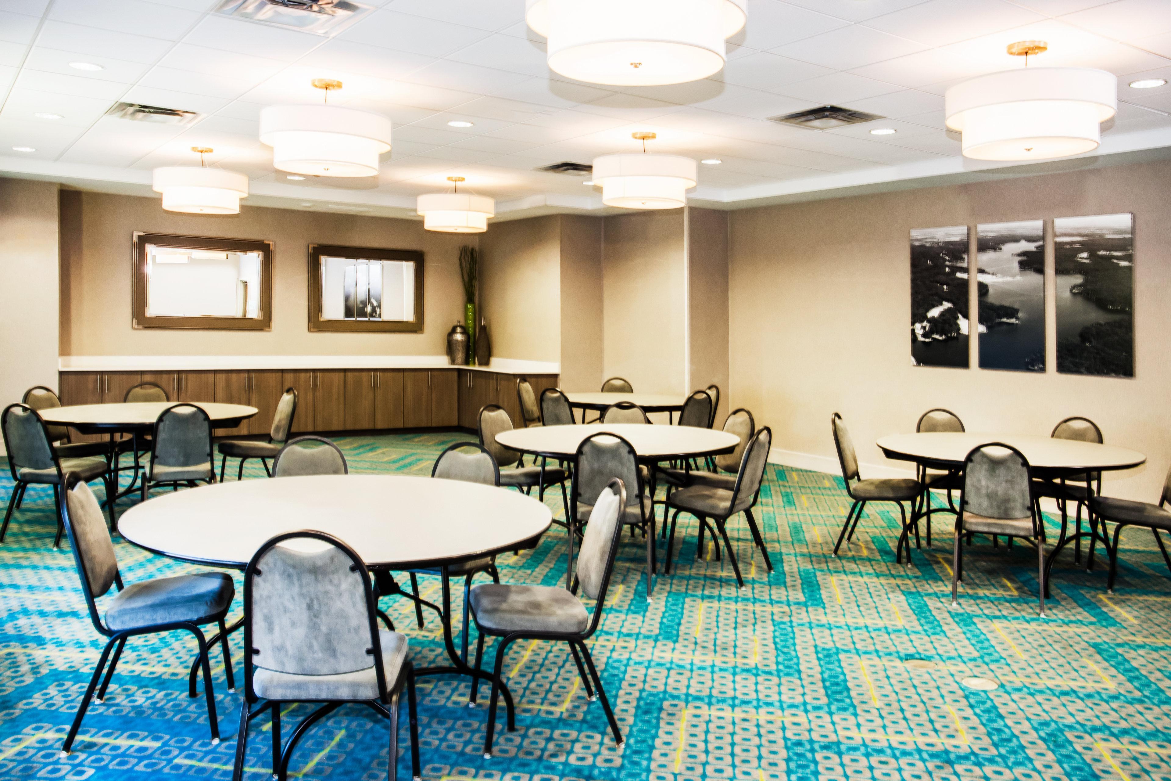 Holiday Inn Express & Suites Litchfield By Ihg Екстериор снимка