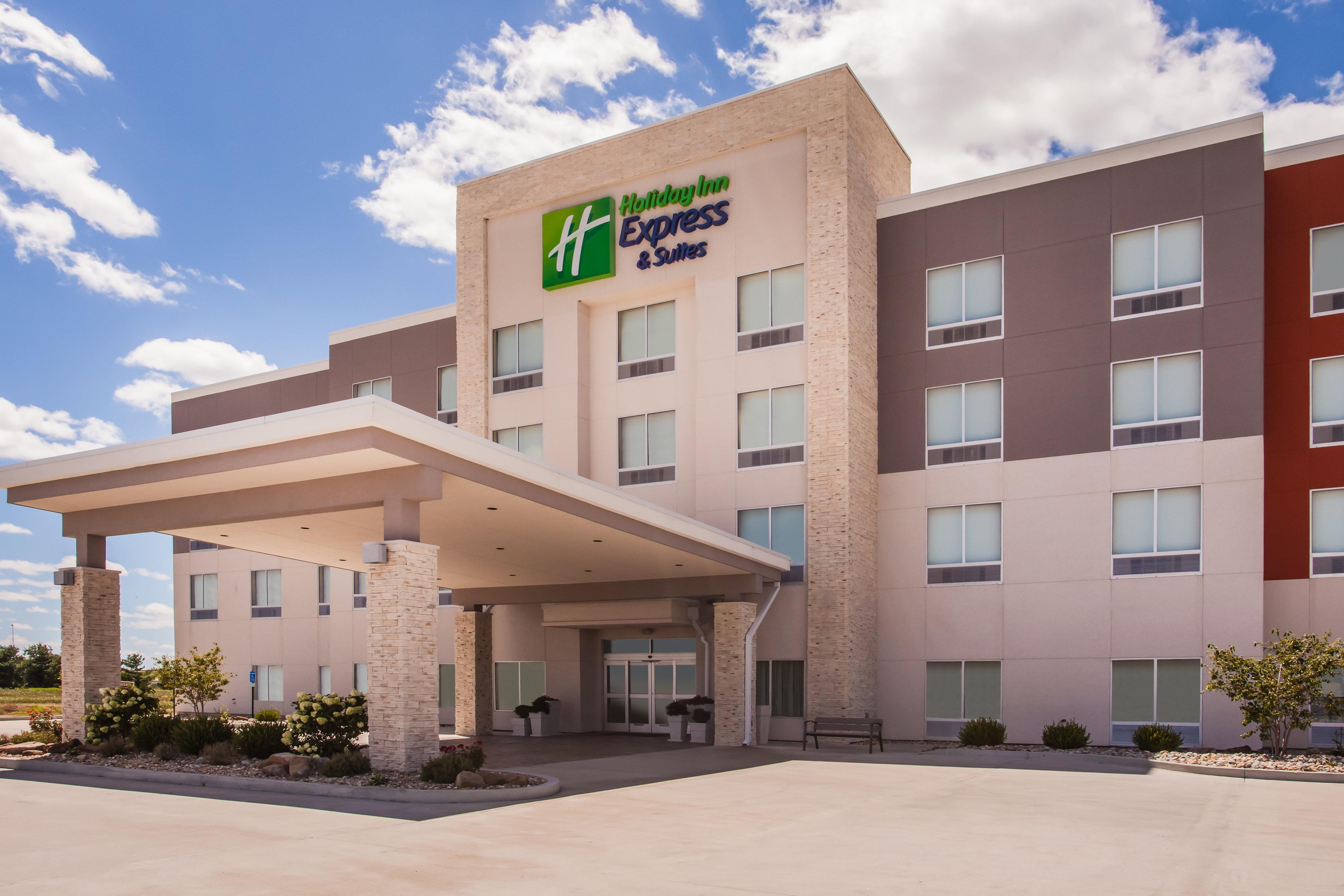 Holiday Inn Express & Suites Litchfield By Ihg Екстериор снимка